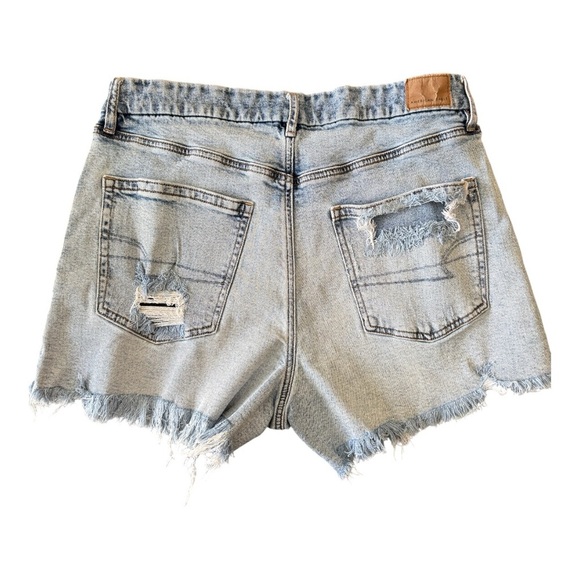 American Eagle Strigid Curvy Super High-Waisted Relaxed Shorts size 14 - Picture 2 of 7